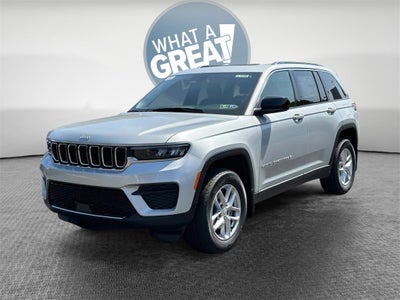 2025 Jeep Grand Cherokee Base