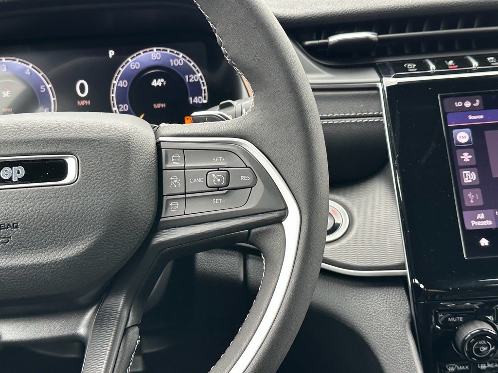 2025 Jeep Grand Cherokee Laredo X