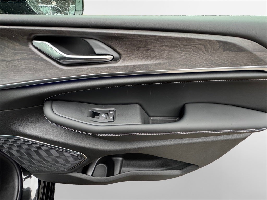 2025 Jeep Grand Cherokee Overland