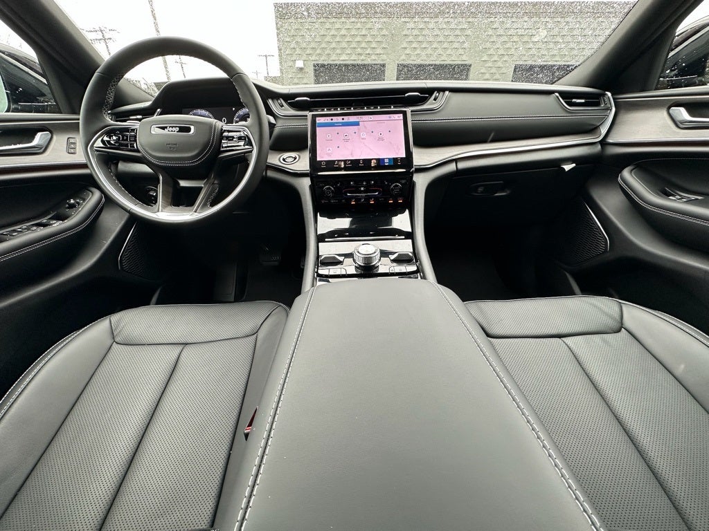 2025 Jeep Grand Cherokee Overland