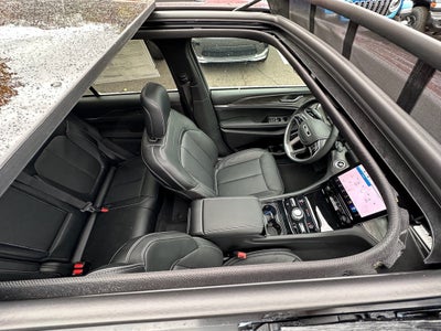 2025 Jeep Grand Cherokee Overland