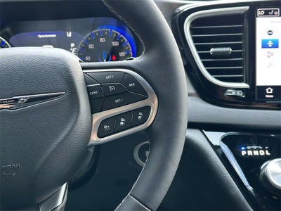 2026 Chrysler Voyager LX