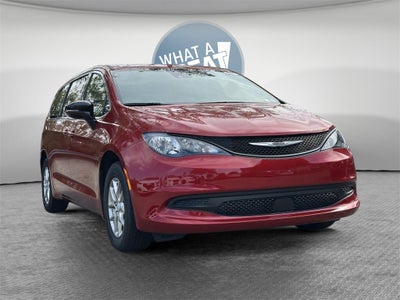 2026 Chrysler Voyager LX