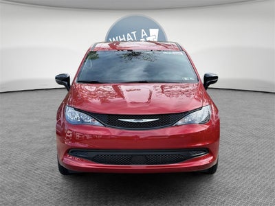 2026 Chrysler Voyager LX