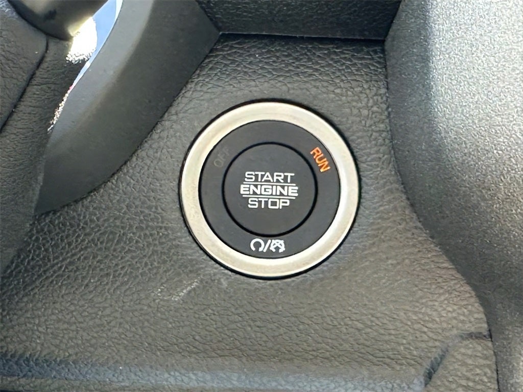 2026 RAM 3500 Tradesman DRW 4x4 / 6.7L Diesel / 60" CA Chassis