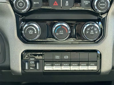 2026 RAM 3500 Tradesman DRW 4x4 / 6.7L Diesel / 60" CA Chassis