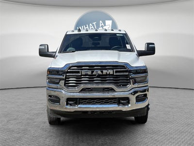 2026 RAM 3500 Tradesman DRW 4x4 / 6.7L Diesel / 60" CA Chassis