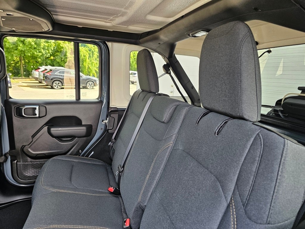 2025 Jeep Wrangler Sport S