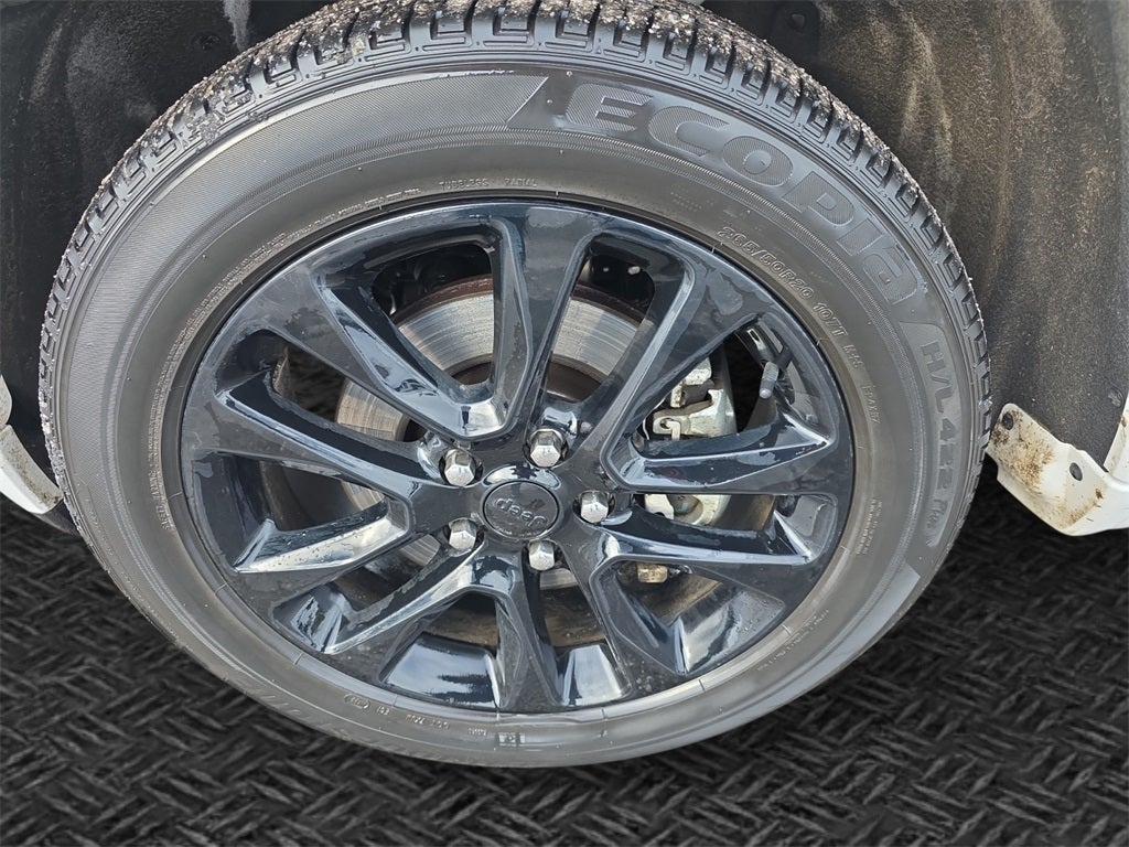 2022 Jeep Grand Cherokee Laredo X