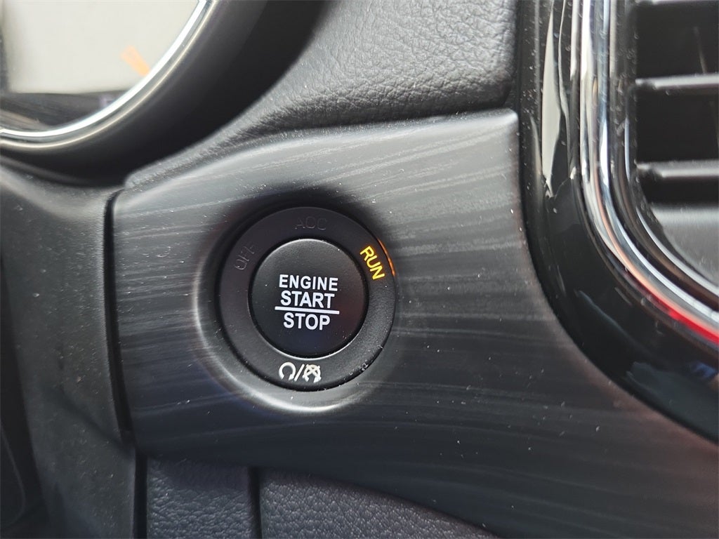 2022 Jeep Grand Cherokee Laredo X