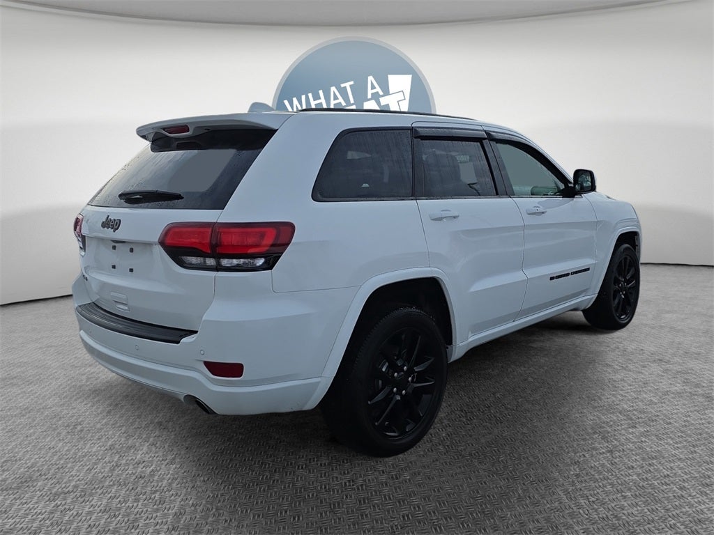 2022 Jeep Grand Cherokee Laredo X