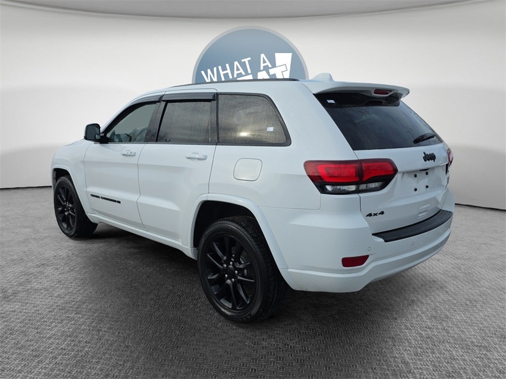 2022 Jeep Grand Cherokee Laredo X