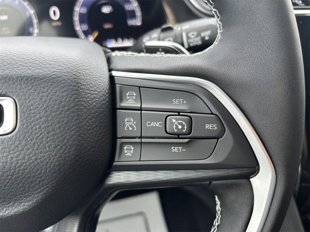 2025 Jeep Grand Cherokee Laredo X