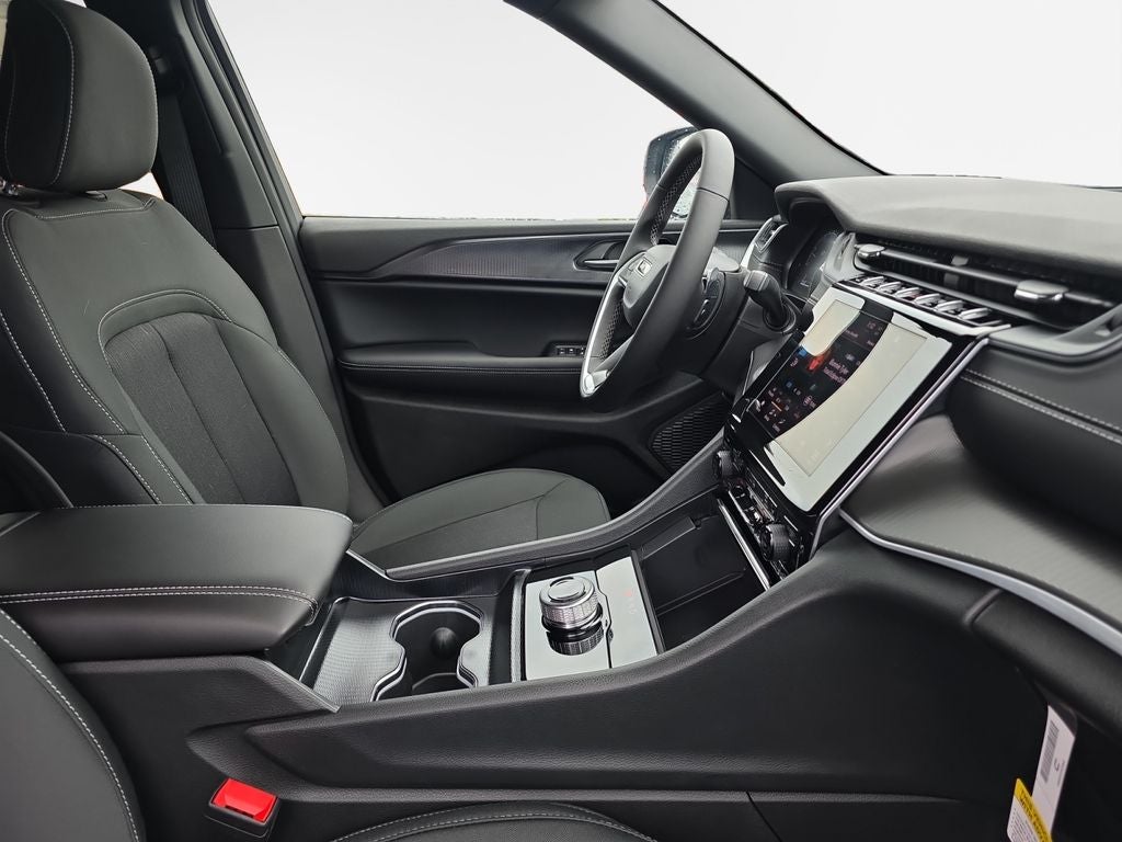 2026 Jeep Grand Cherokee Laredo X