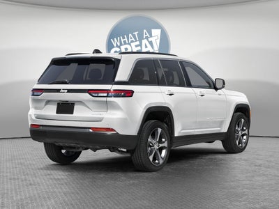 2026 Jeep Grand Cherokee Laredo Altitude