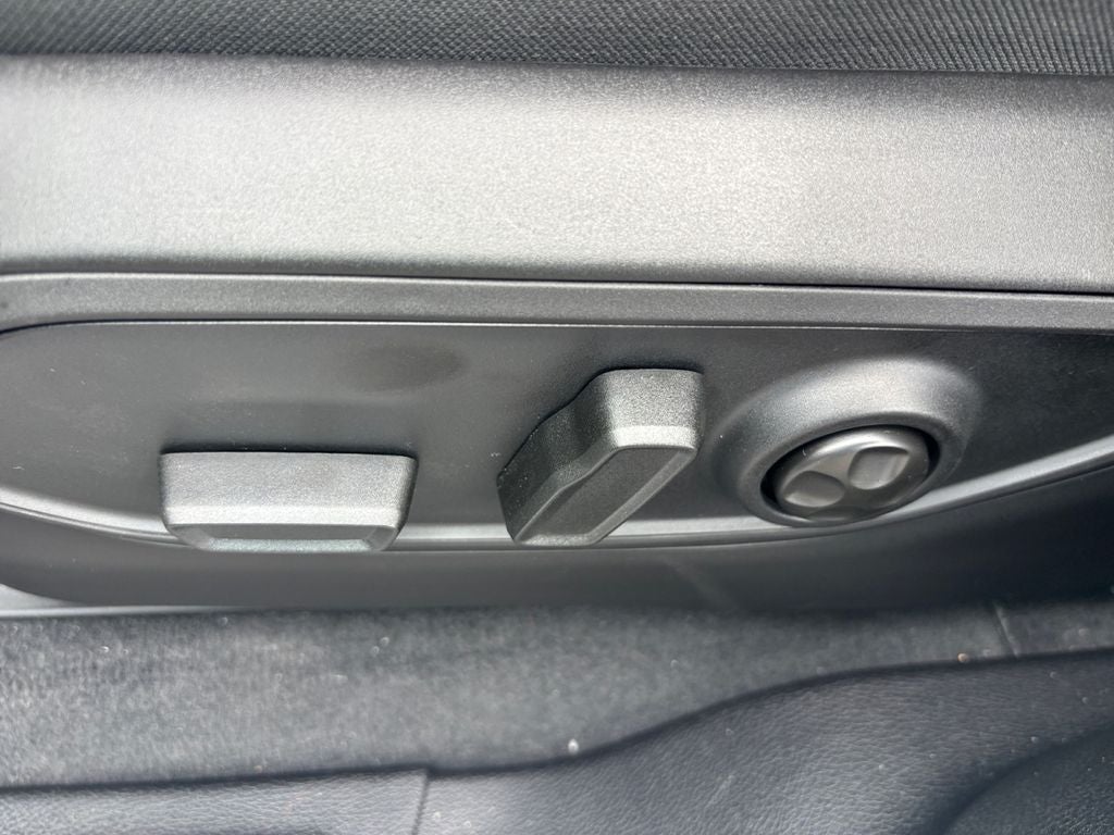 2027 Jeep Grand Cherokee Altitude
