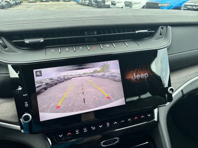 2027 Jeep Grand Cherokee Altitude