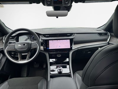 2027 Jeep Grand Cherokee Altitude