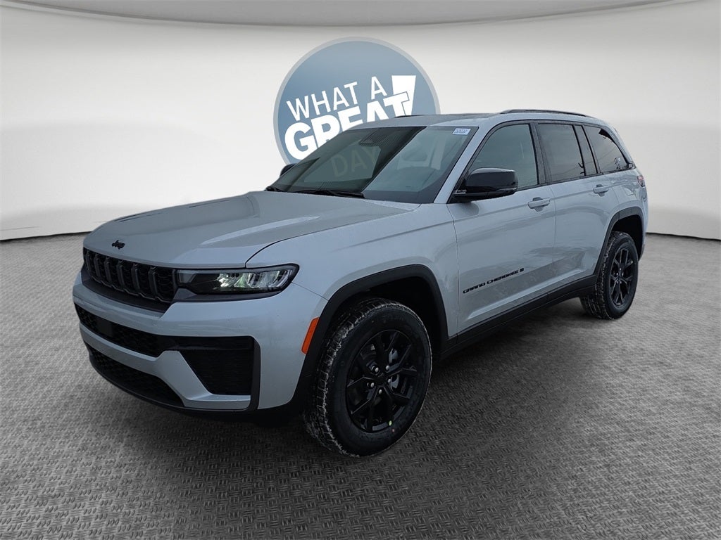 2026 Jeep Grand Cherokee Laredo