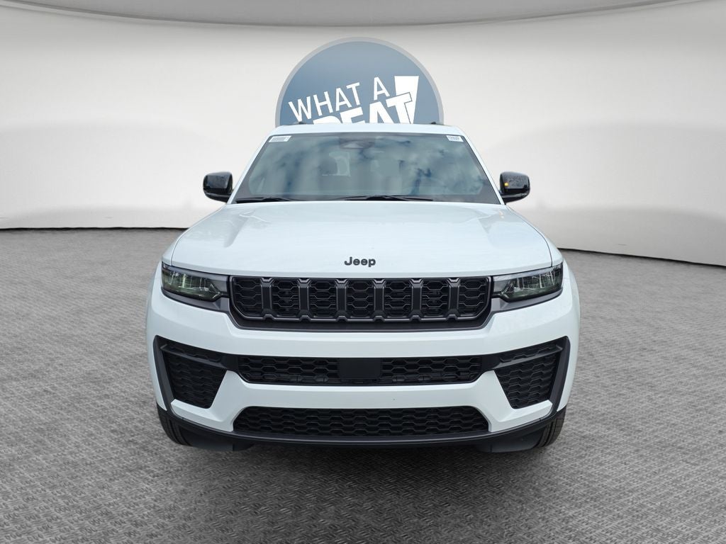 2027 Jeep Grand Cherokee Altitude