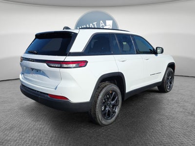 2027 Jeep Grand Cherokee Altitude