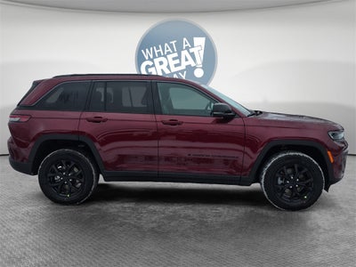 2026 Jeep Grand Cherokee Laredo