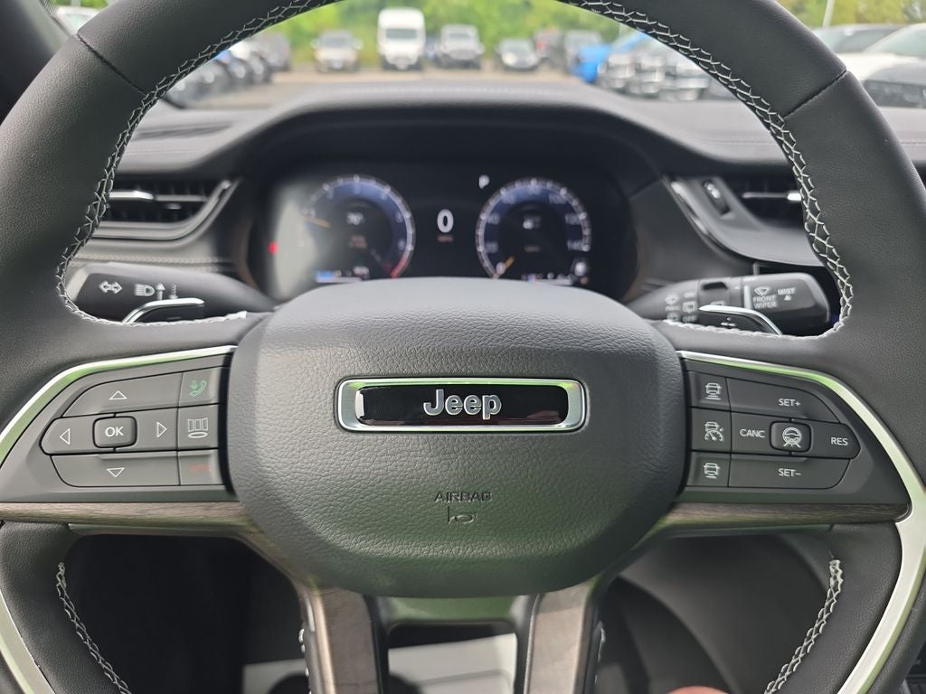 2027 Jeep Grand Cherokee Altitude