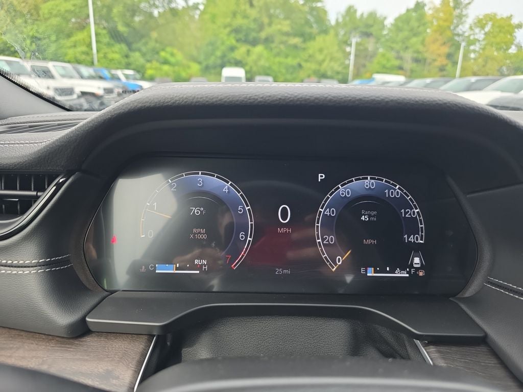 2027 Jeep Grand Cherokee Altitude