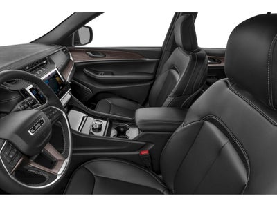 2026 Jeep Grand Cherokee Altitude