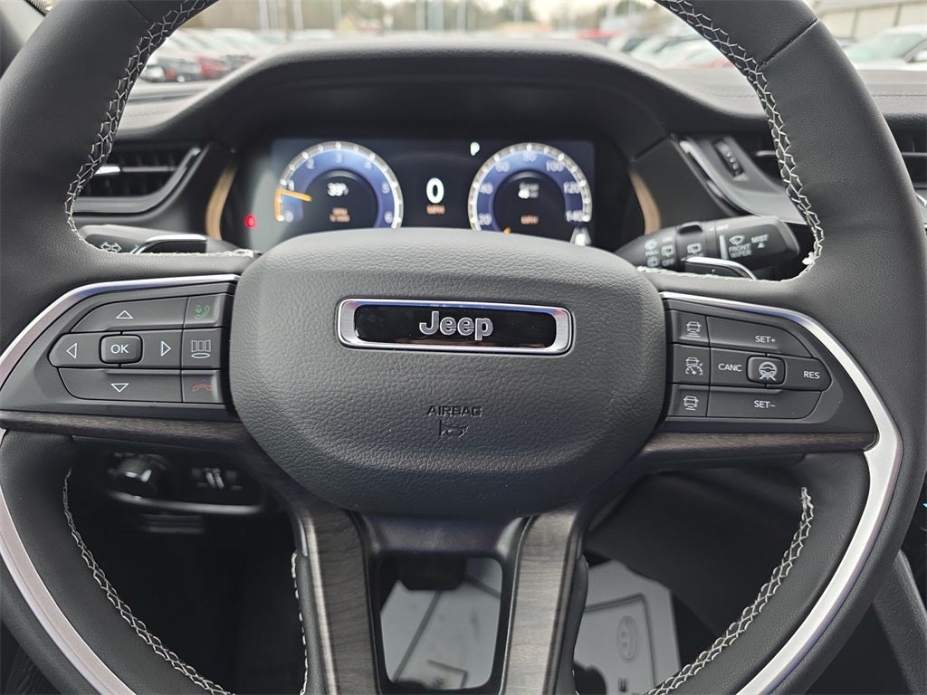 2026 Jeep Grand Cherokee Laredo