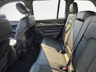 2026 Jeep Grand Cherokee Altitude