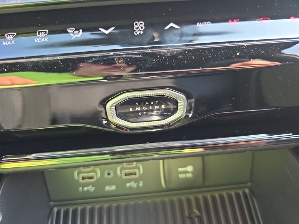 2026 Jeep Grand Cherokee Altitude