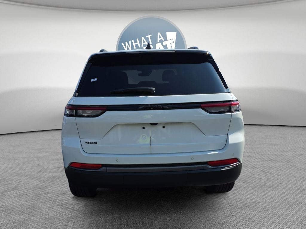 2026 Jeep Grand Cherokee Altitude