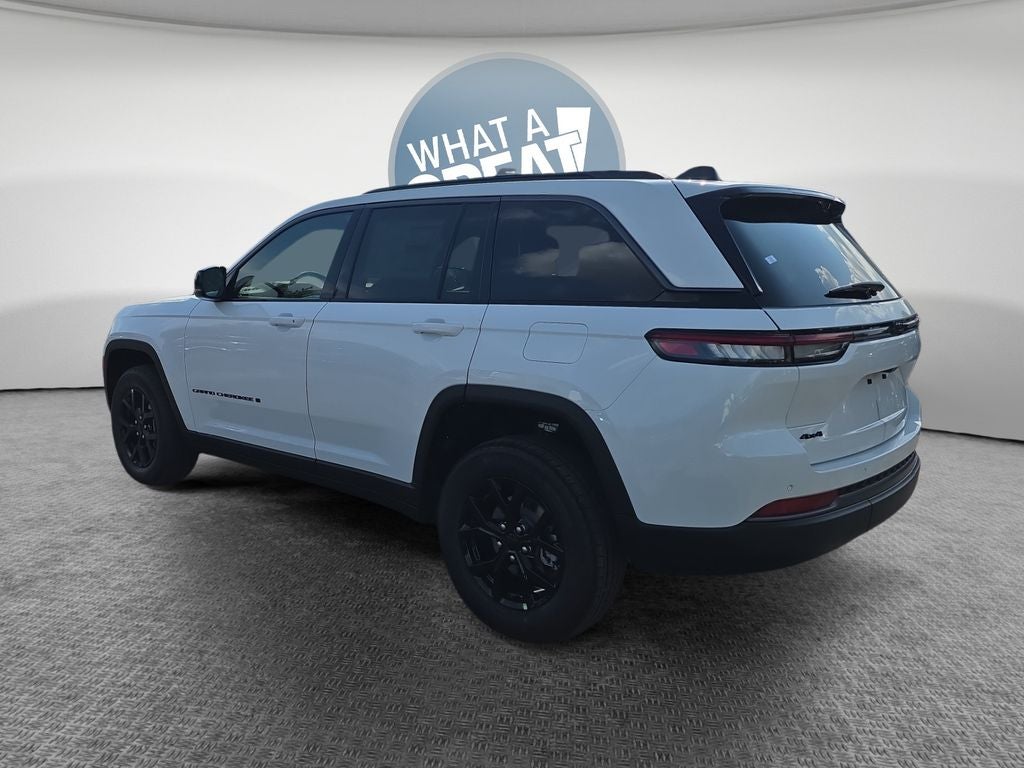 2026 Jeep Grand Cherokee Altitude
