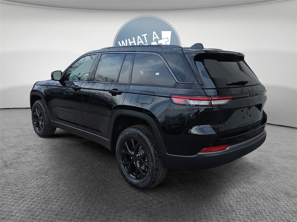 2026 Jeep Grand Cherokee Laredo
