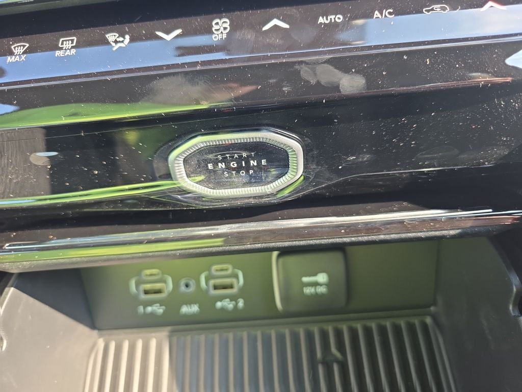 2027 Jeep Grand Cherokee Altitude