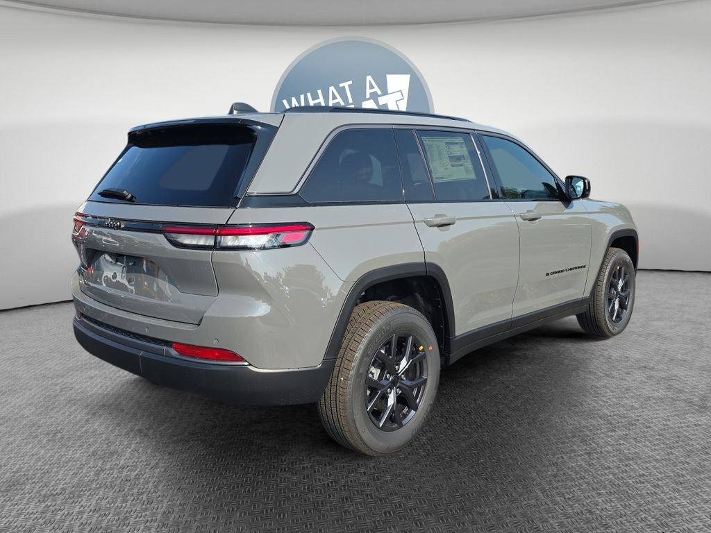 2027 Jeep Grand Cherokee Altitude