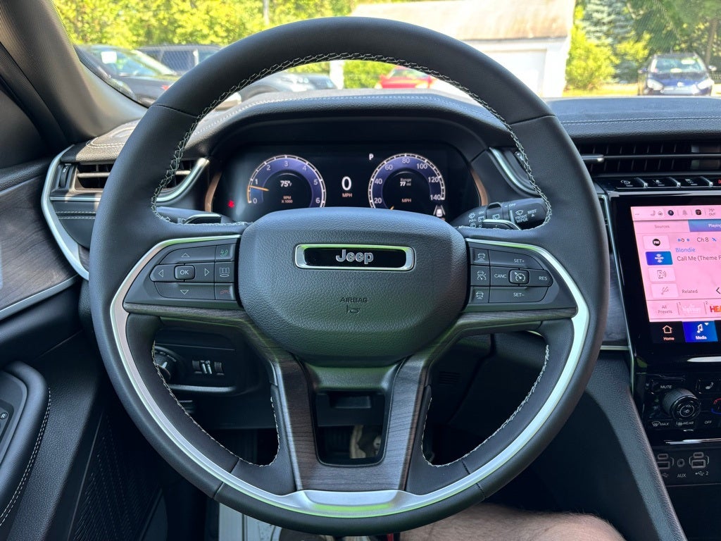 2025 Jeep Grand Cherokee Limited