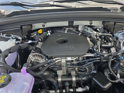 2026 Jeep Grand Cherokee Base
