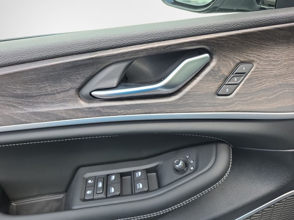 2026 Jeep Grand Cherokee Limited Reserve