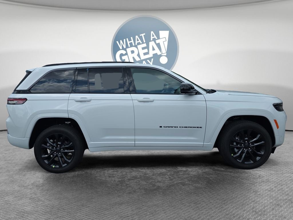 2026 Jeep Grand Cherokee Limited Reserve