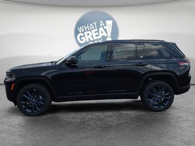 2026 Jeep Grand Cherokee Base