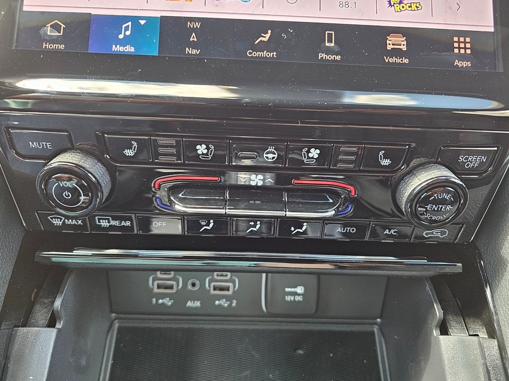 2025 Jeep Grand Cherokee Overland