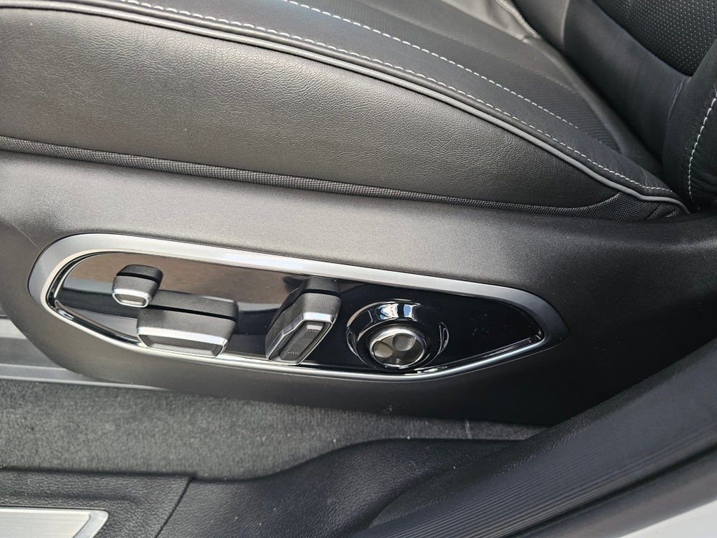 2025 Jeep Grand Cherokee Overland