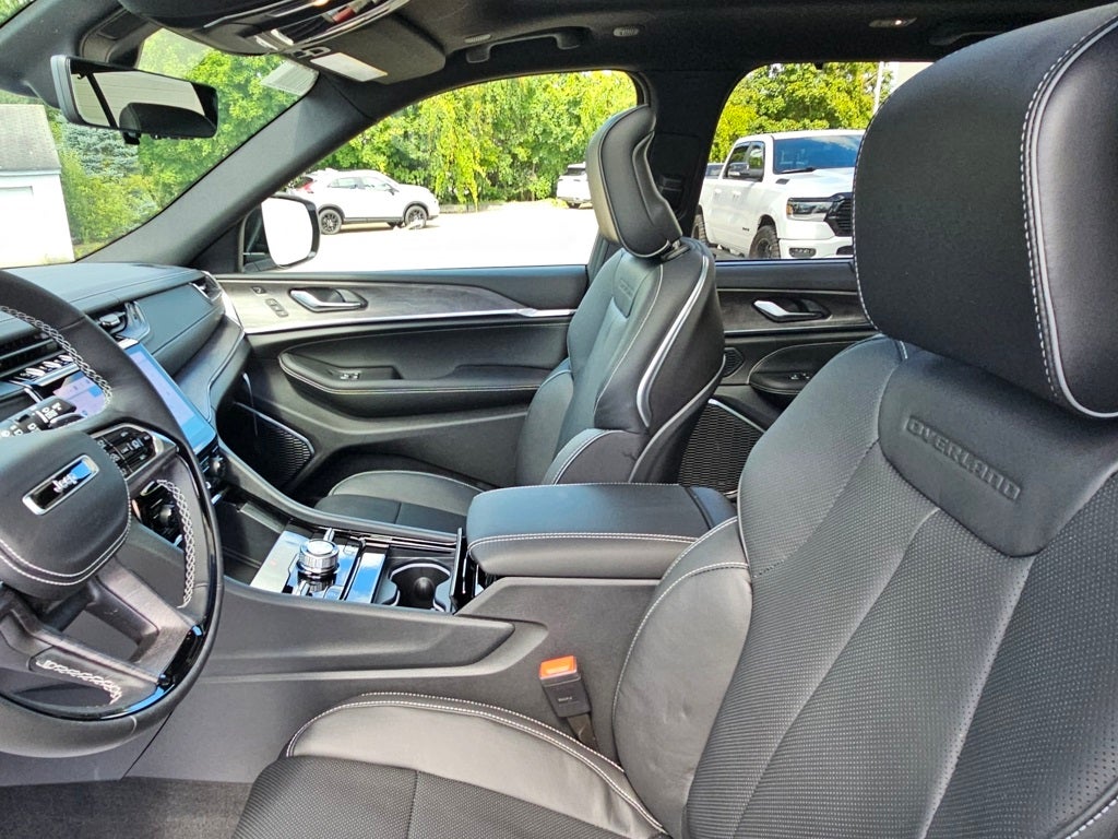 2025 Jeep Grand Cherokee Overland