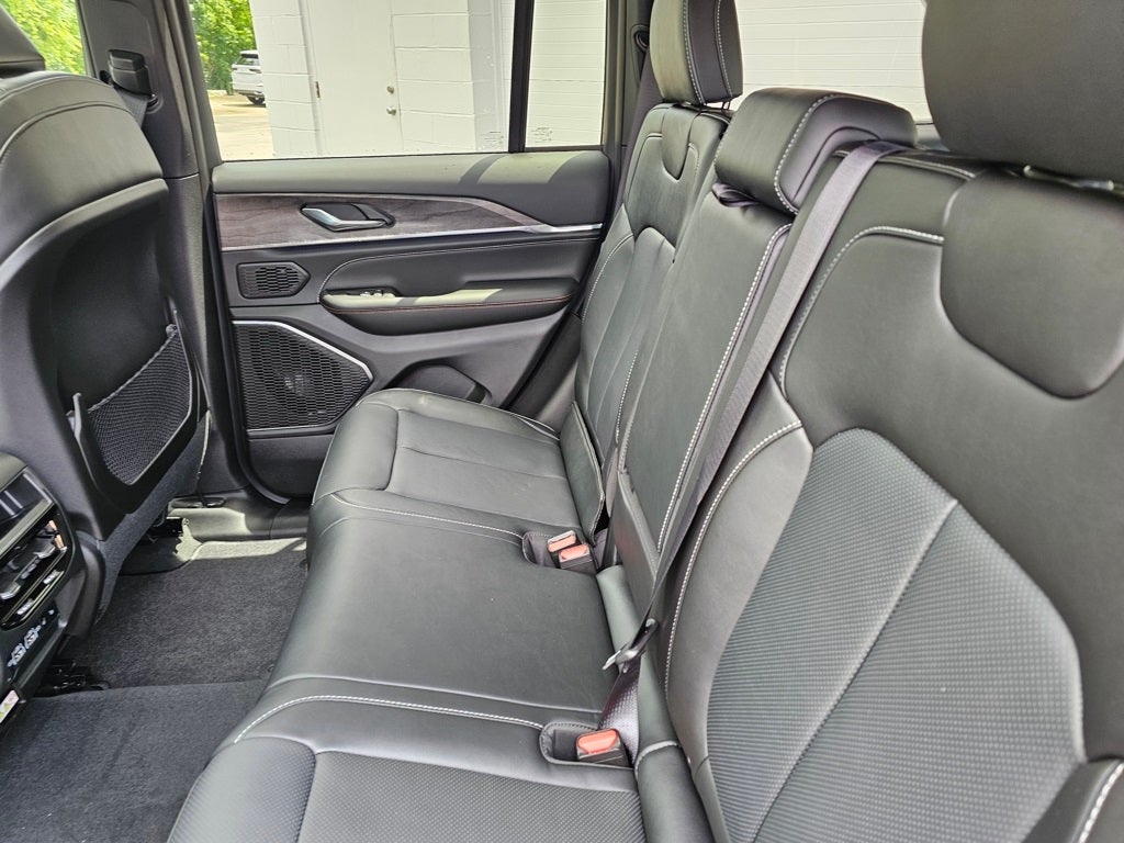 2025 Jeep Grand Cherokee Overland