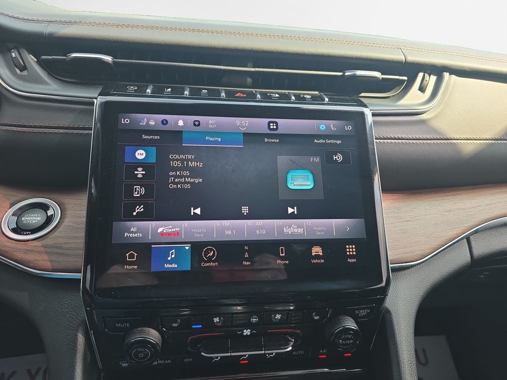 2023 Jeep Grand Cherokee Summit