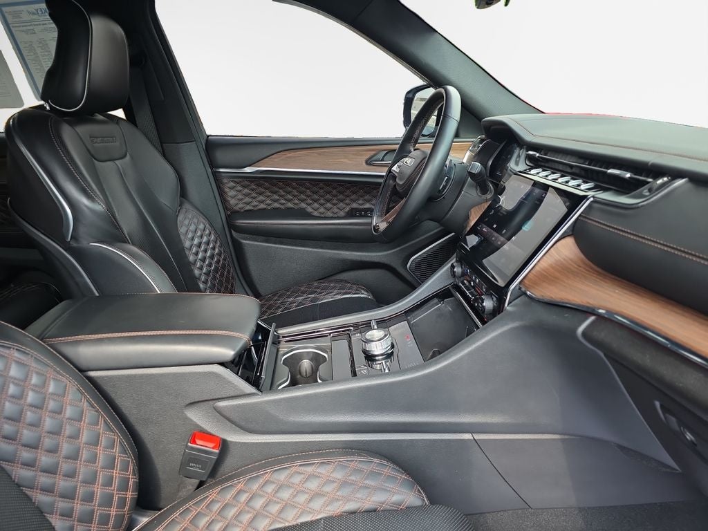 2023 Jeep Grand Cherokee Summit