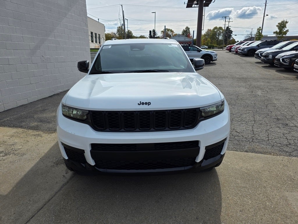 2025 Jeep Grand Cherokee Altitude X