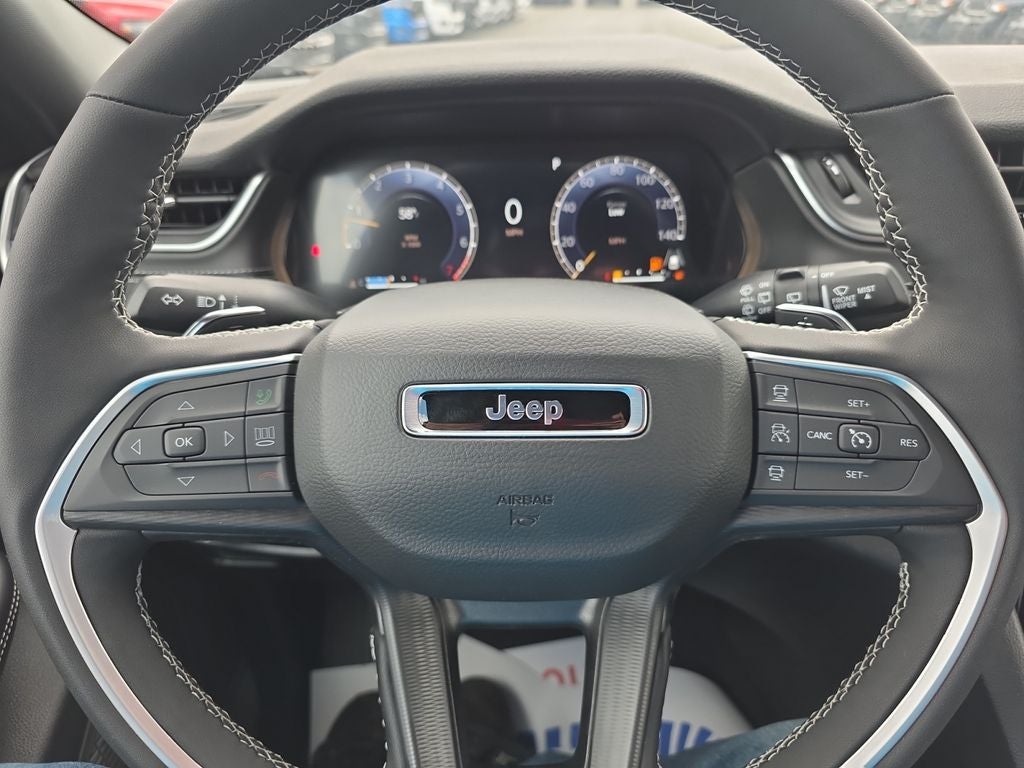 2026 Jeep Grand Cherokee Laredo